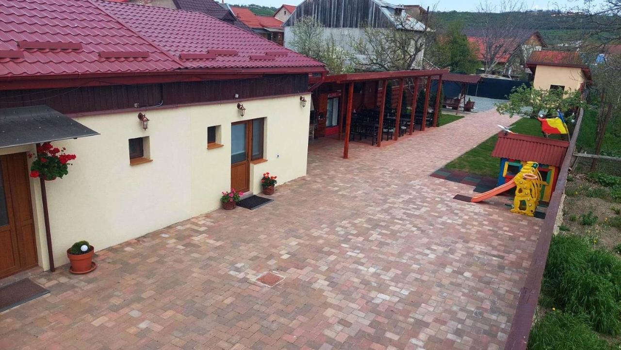 Casa Sol Hotell Turda Exteriör bild