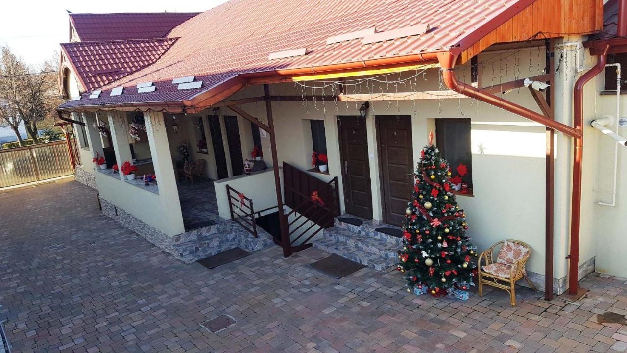 Casa Sol Hotell Turda Exteriör bild
